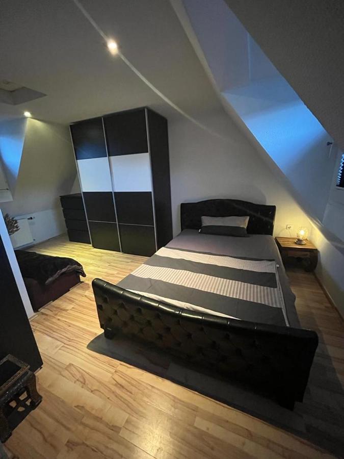Casa Arturo Duesseldorf Lägenhet Exteriör bild